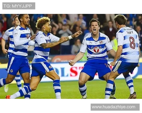 雷丁与伯明翰足球队历史交锋记录分析与战绩回顾